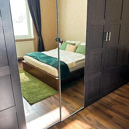 Spacious City Centre Apartment 布拉迪斯拉发 外观 照片