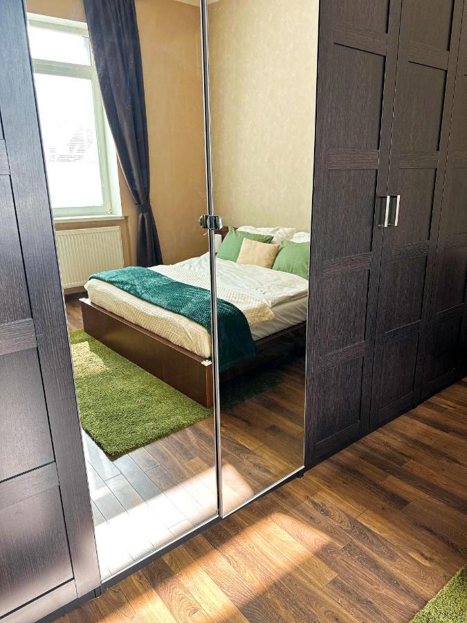 Spacious City Centre Apartment 布拉迪斯拉发 外观 照片